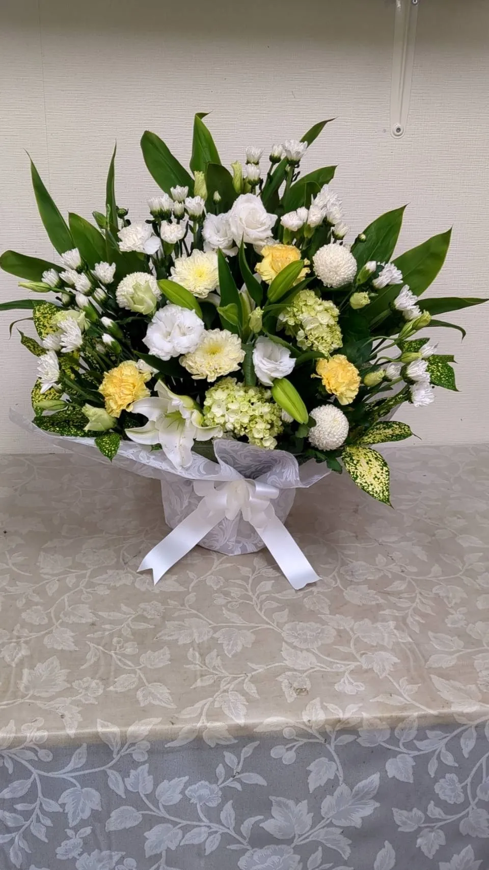 お供えアレンジフラワー