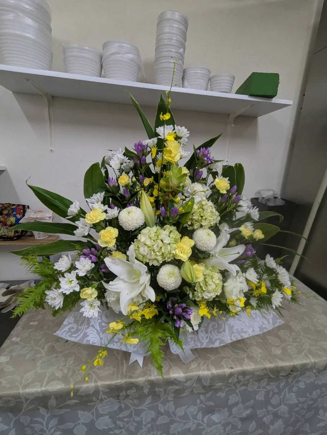 お供えアレンジフラワー