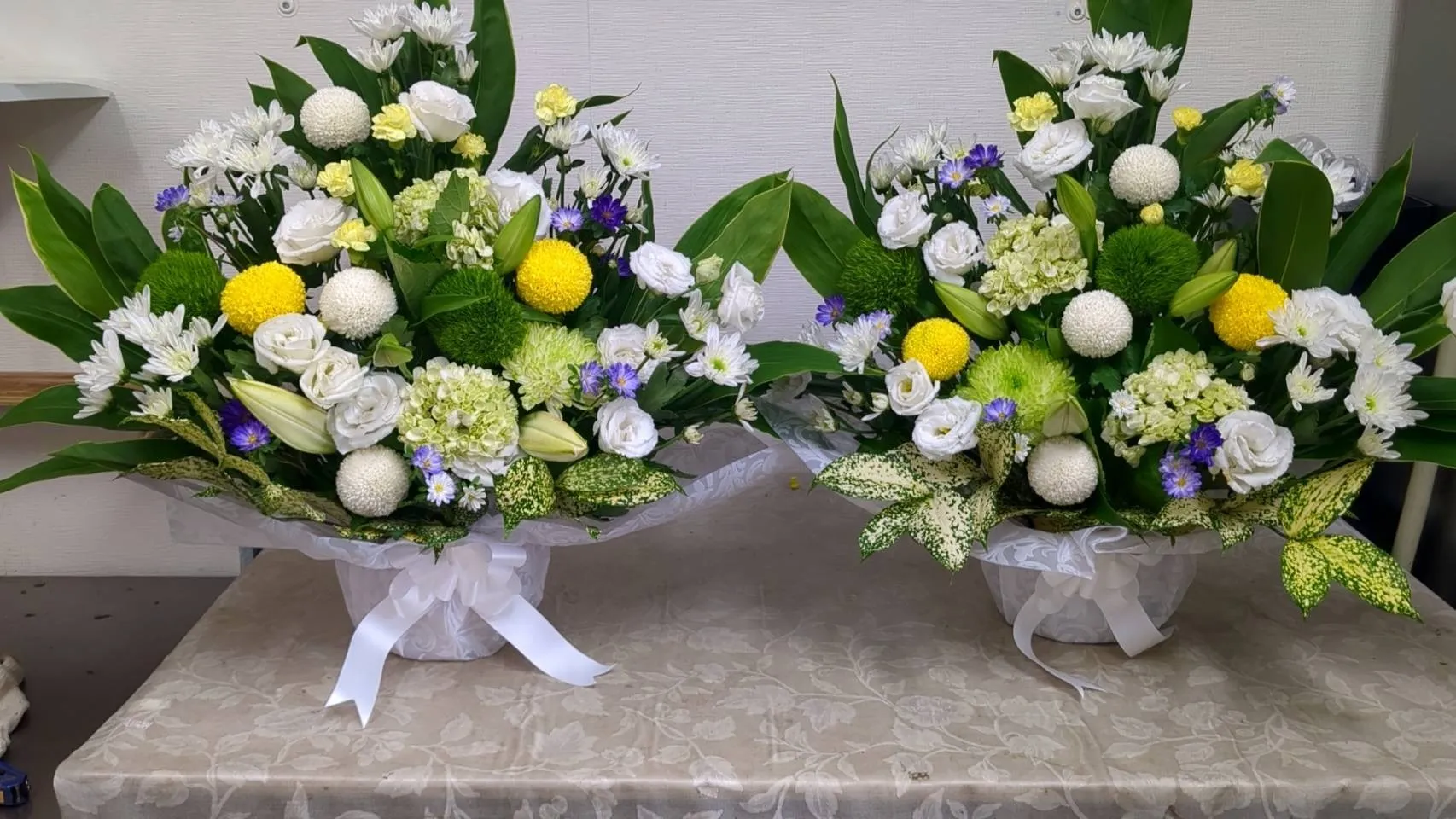 お供えアレンジフラワー