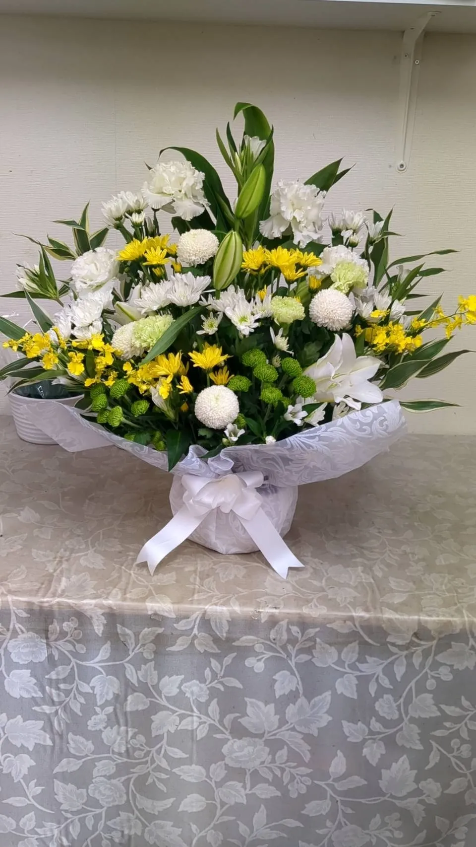 お供えアレンジフラワー