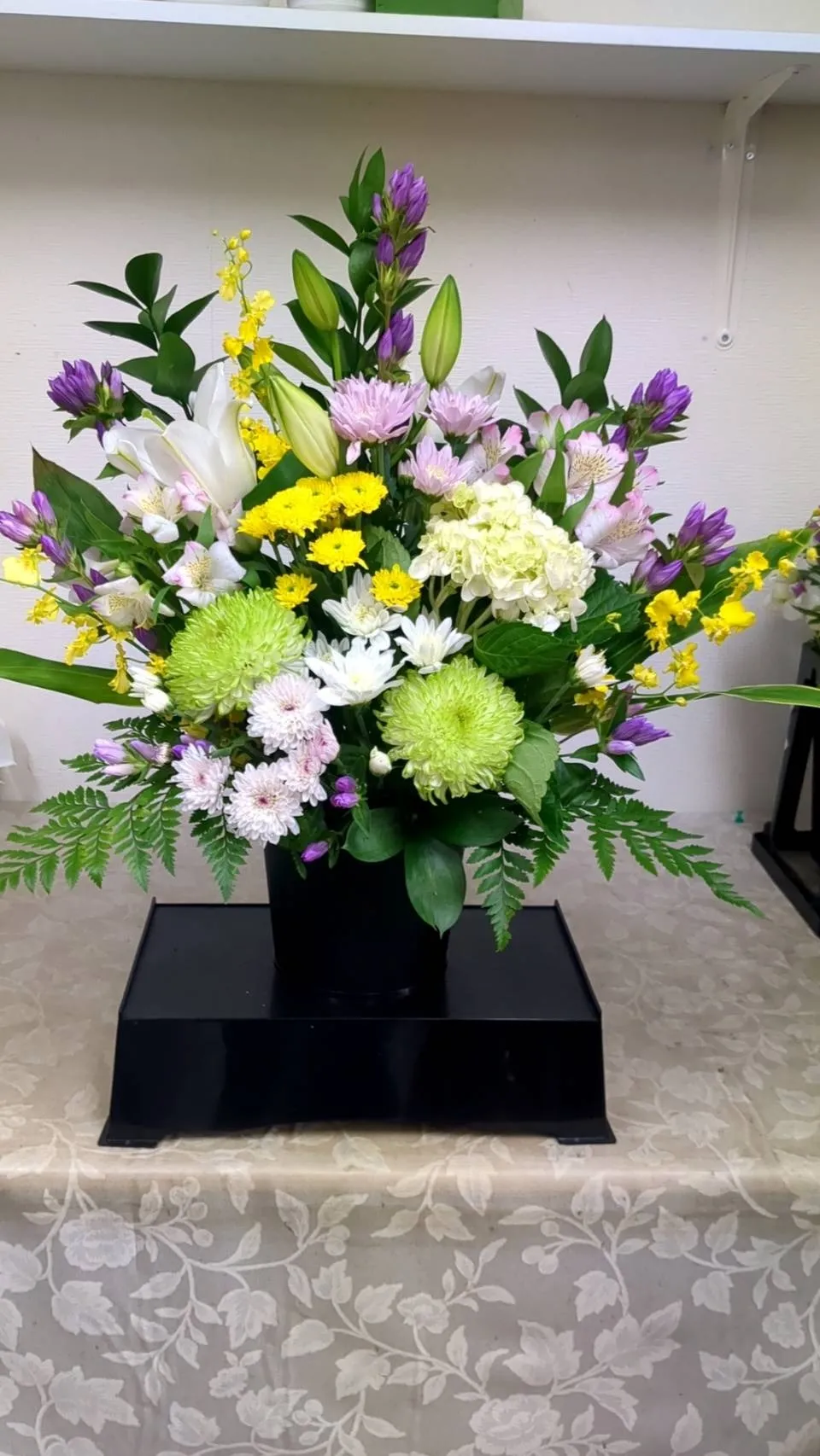 お供えアレンジフラワー